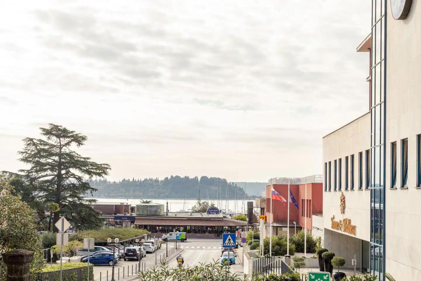 Apartments Morski Svet Portorož Buitenkant foto