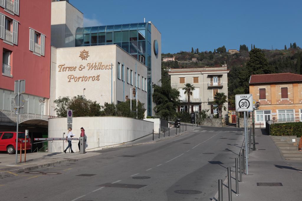 Apartments Morski Svet Portorož Buitenkant foto